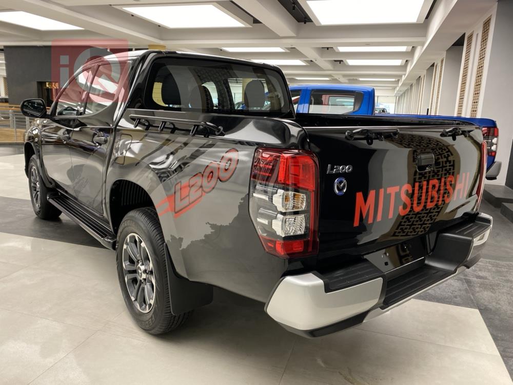 میتسوبیشی L200